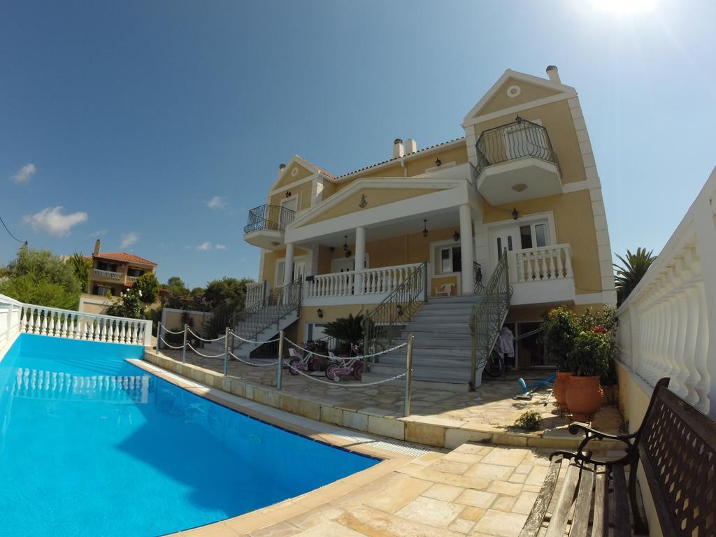 Irini's Apartment *